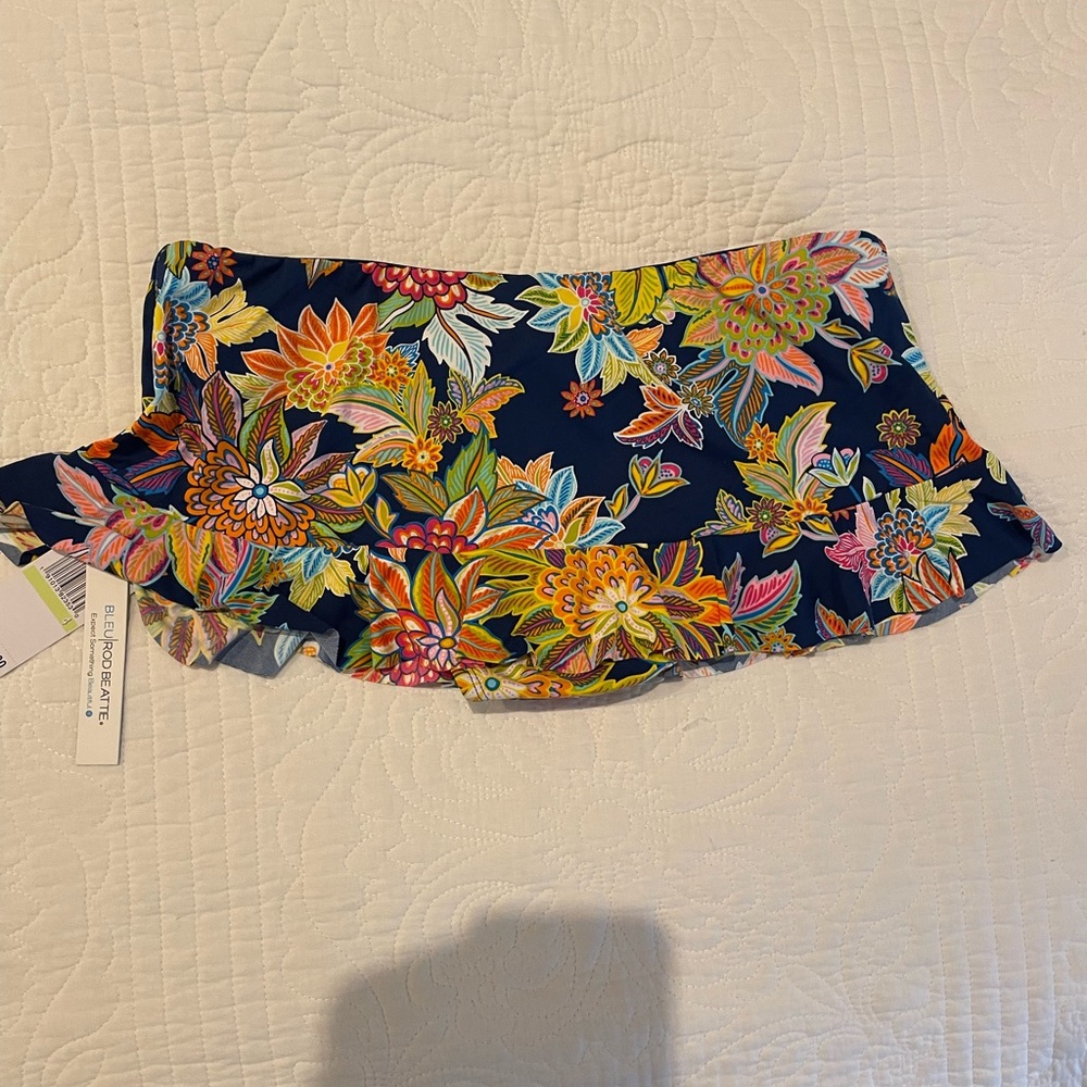 BLEU/ROD BEATTIE skirt bottom swimsuit.